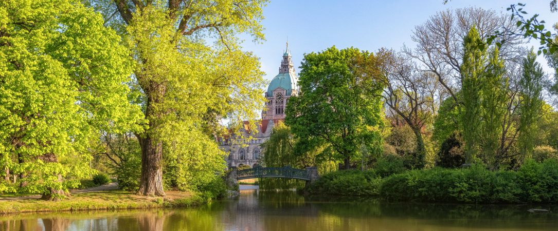 
                  Maschpark vor dem neuen Rathaus in Hannover